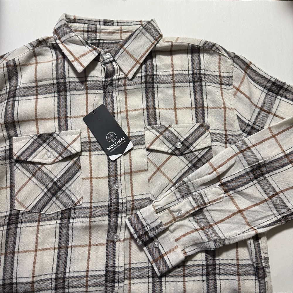 Molokai Surf Co Men’s Flannel 
Size Small, Brand New with Tags